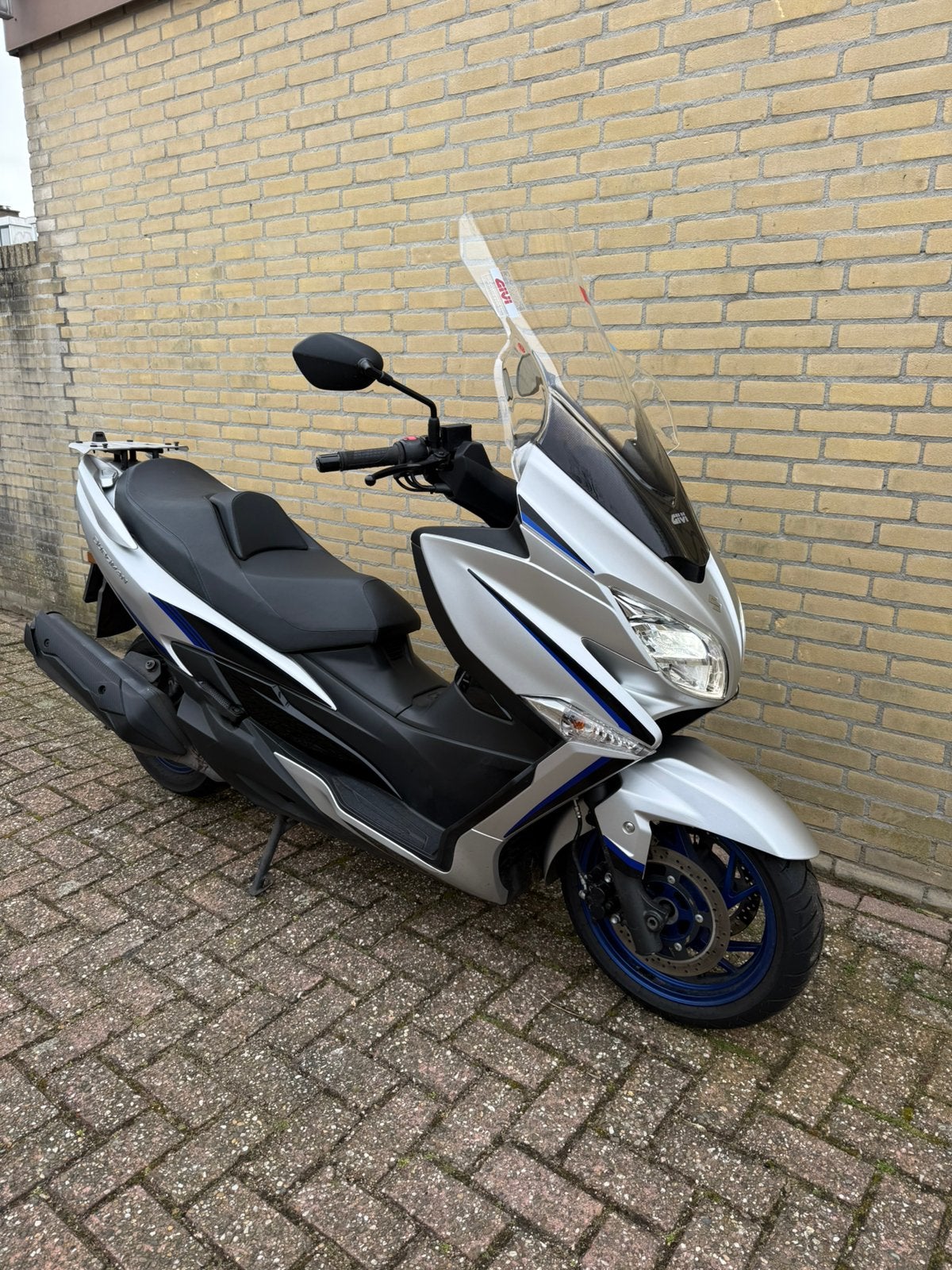Suzuki AN 125 Burgman
