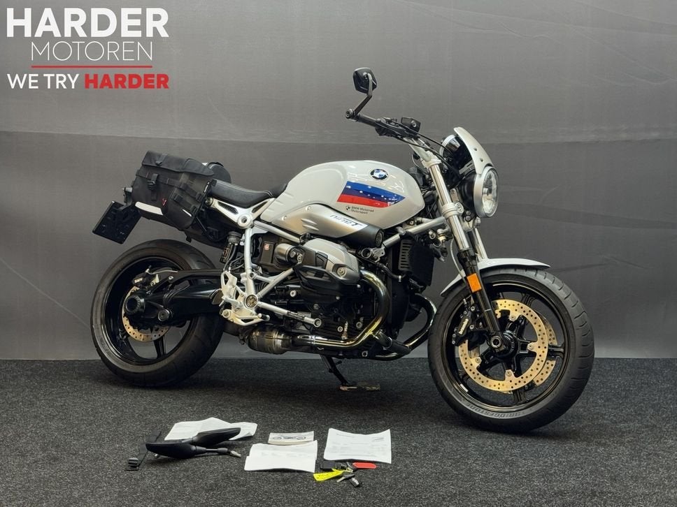 BMW R nineT