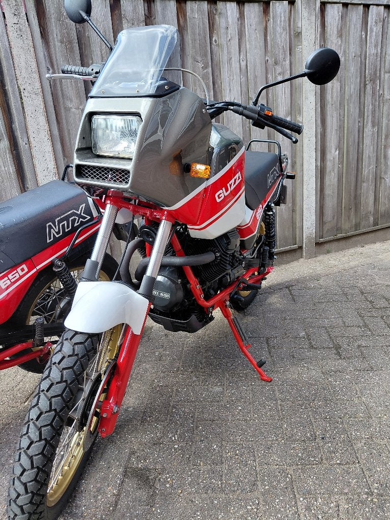 Moto Guzzi NTX 650