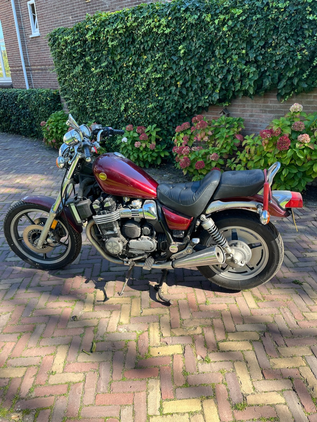 Yamaha XJ 750X Maxim