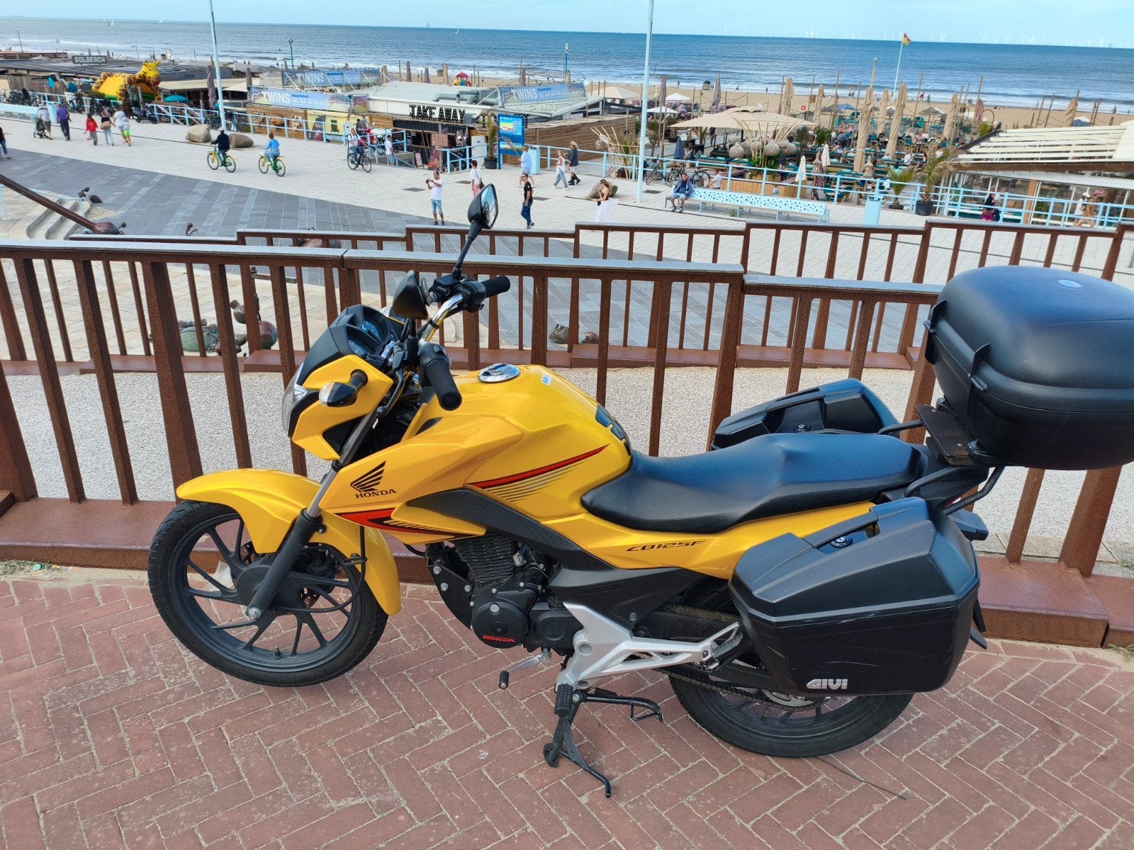 Honda CB 125F