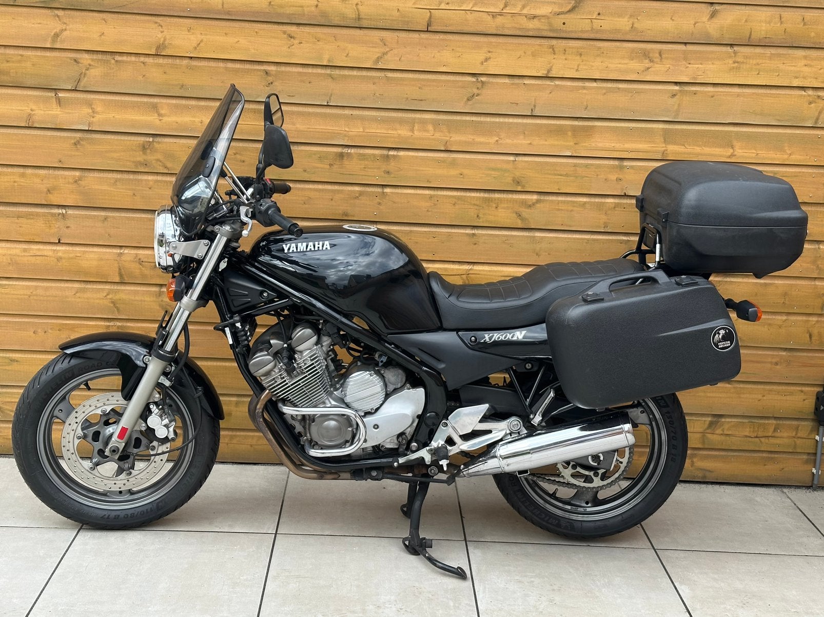 Yamaha XJ 600N