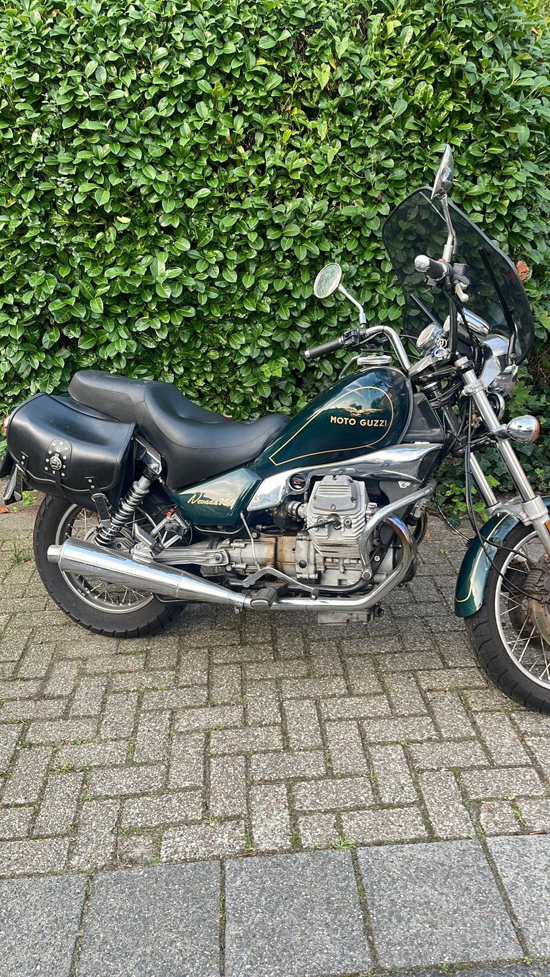 Moto Guzzi Nevada 750