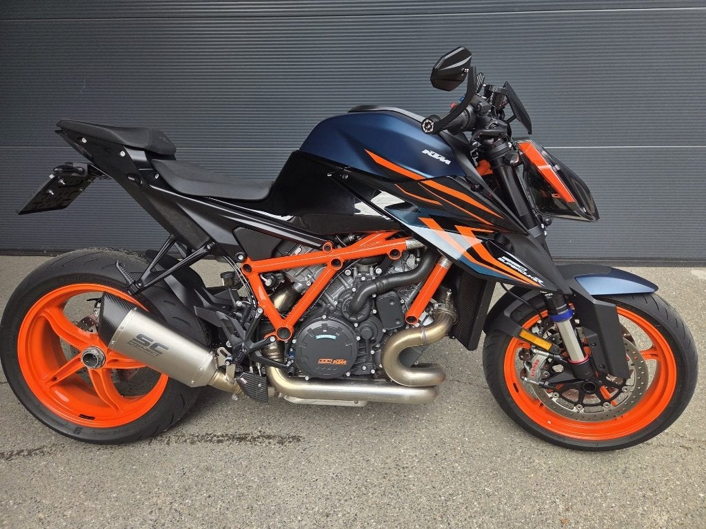 KTM 1290 Super Duke R Evo