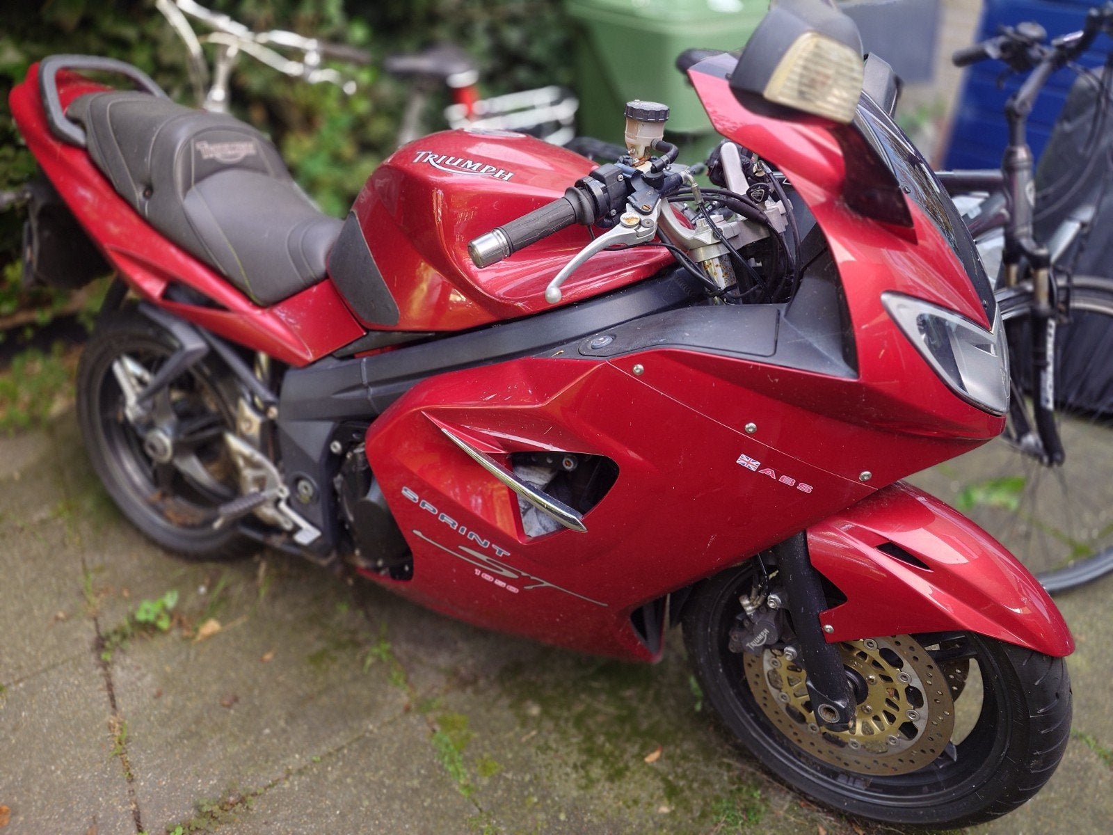 Triumph Sprint ST 1050