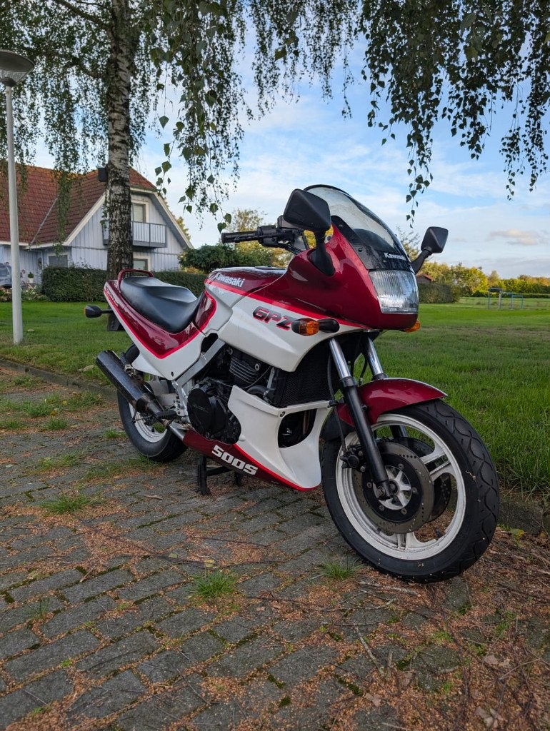 Kawasaki GPz 500S
