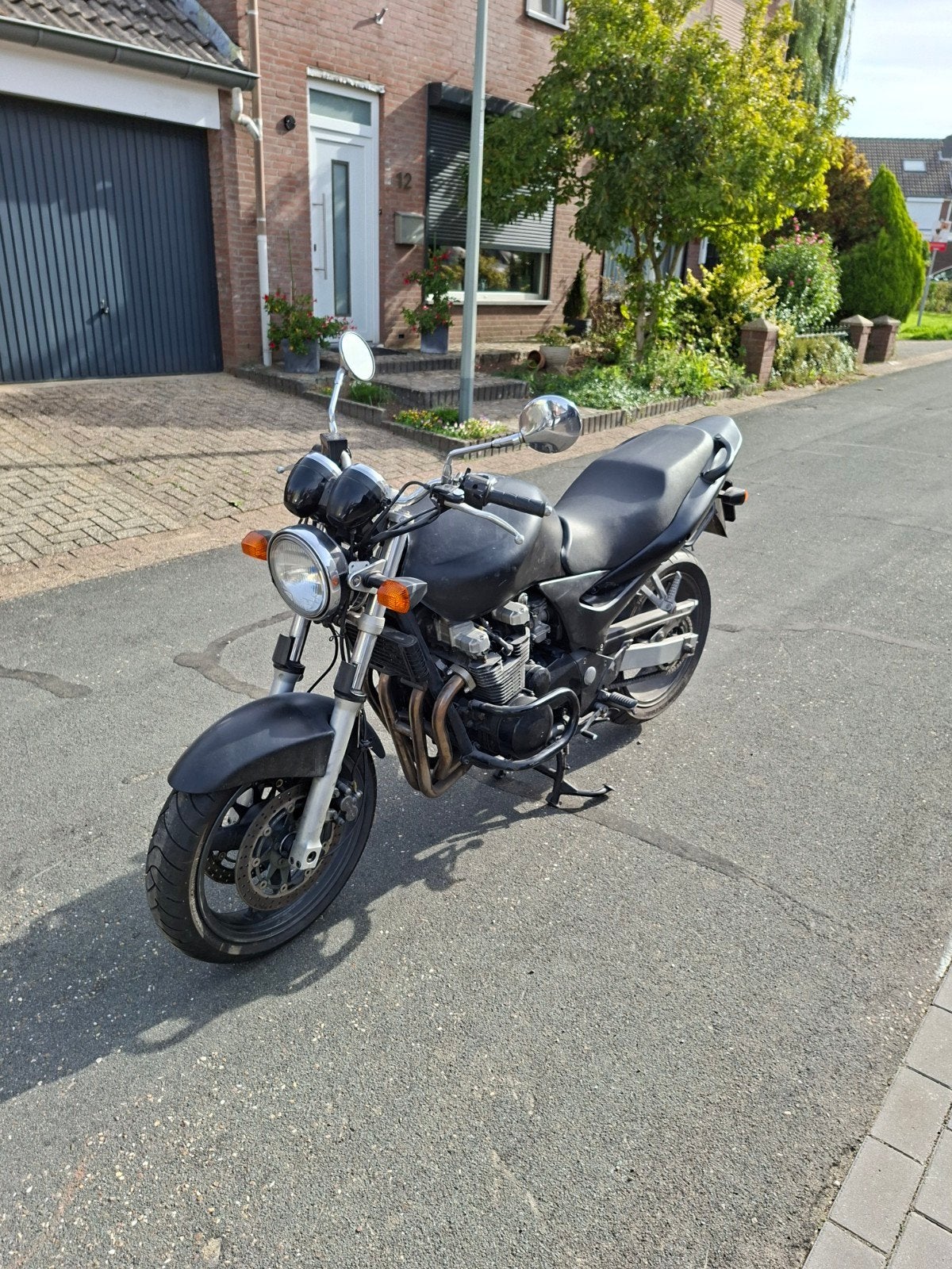 Kawasaki ZR-7