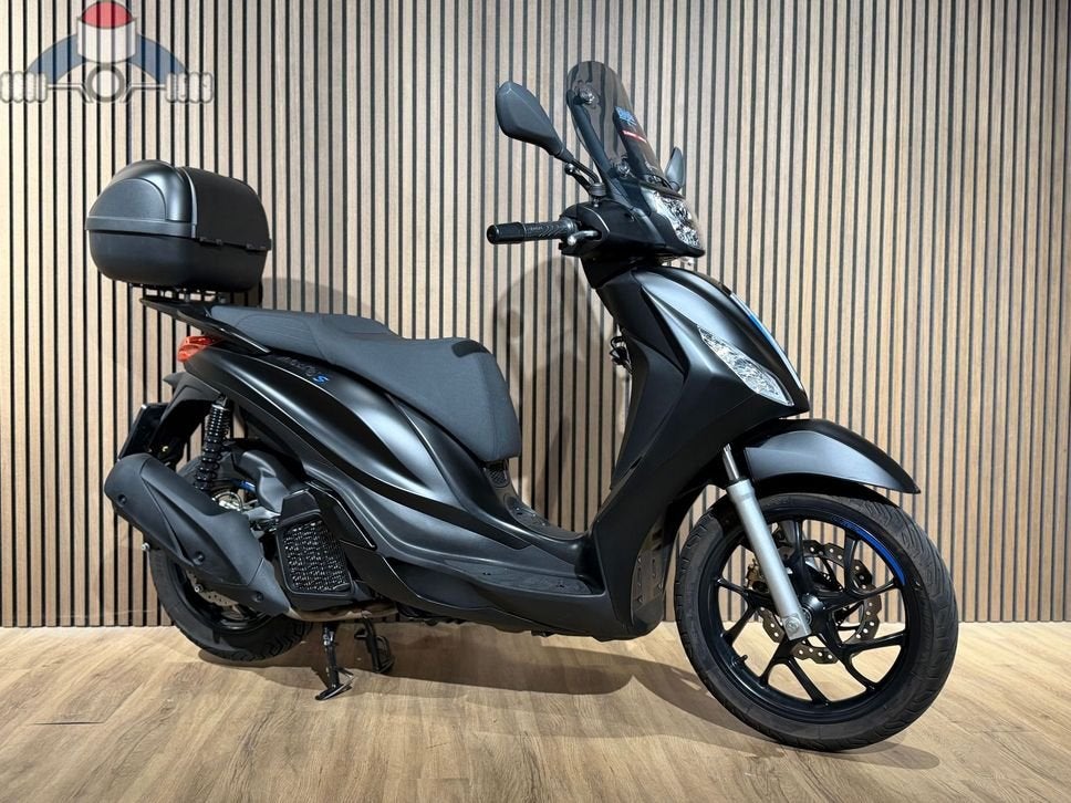 Piaggio Medley 200