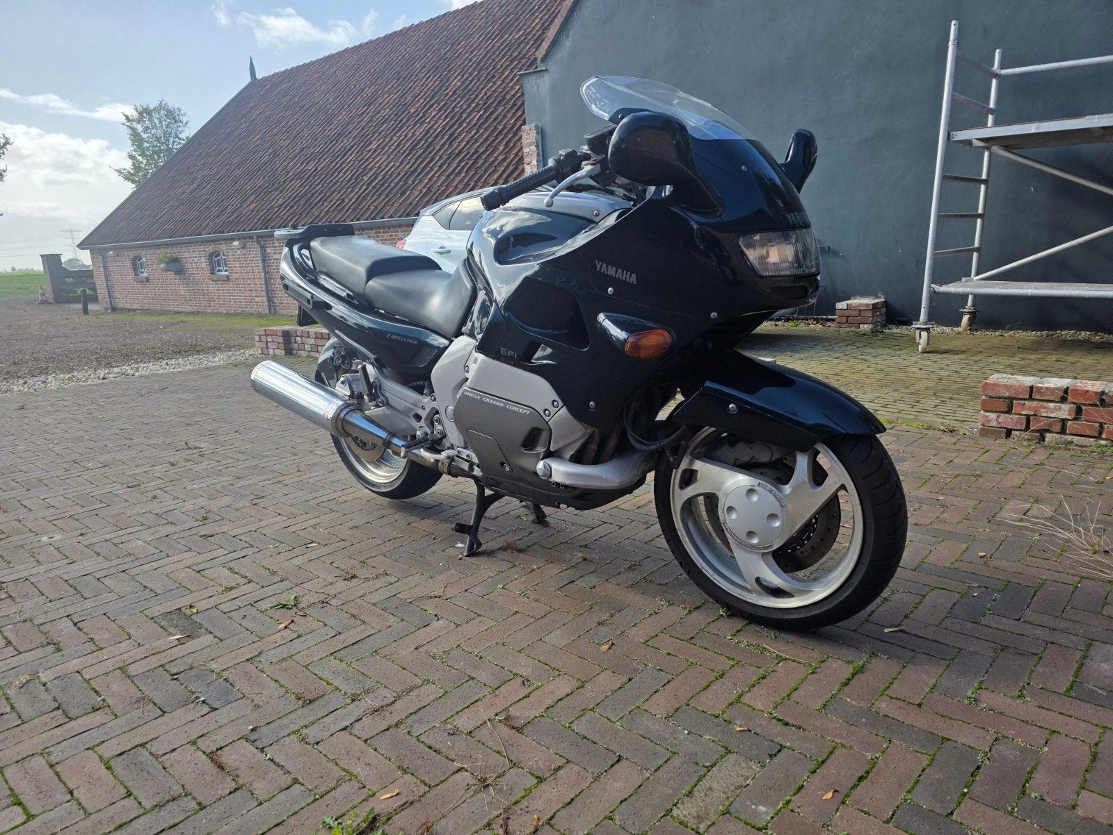 Yamaha GTS 1000