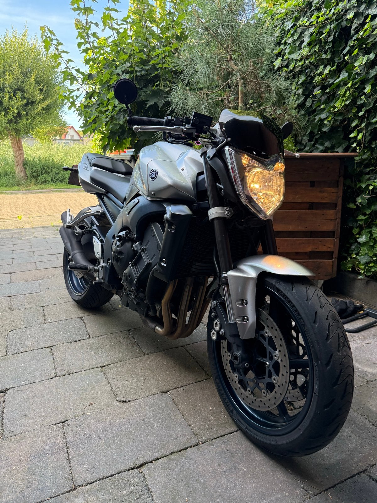Yamaha FZ-1 Fazer