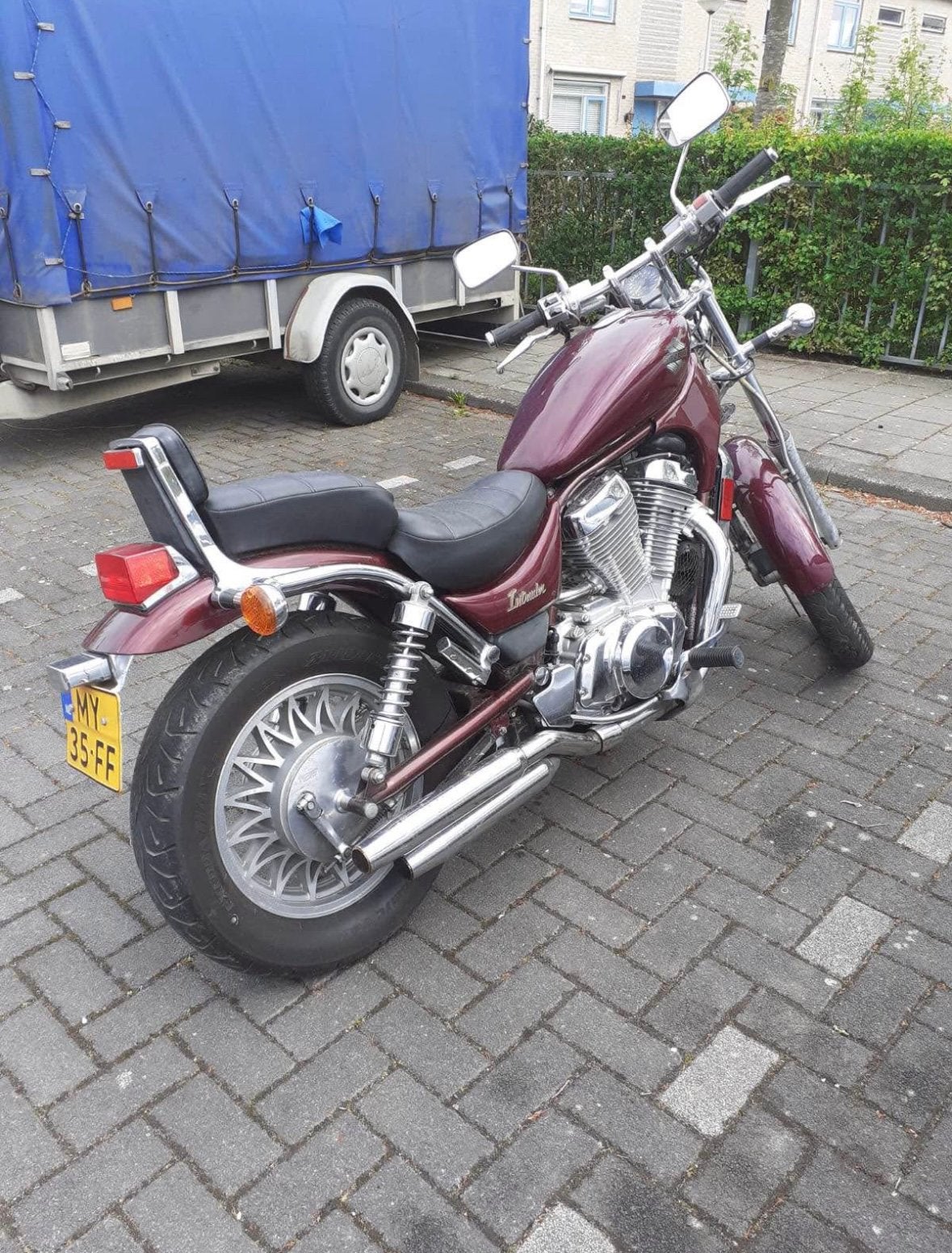 Suzuki Intruder 150