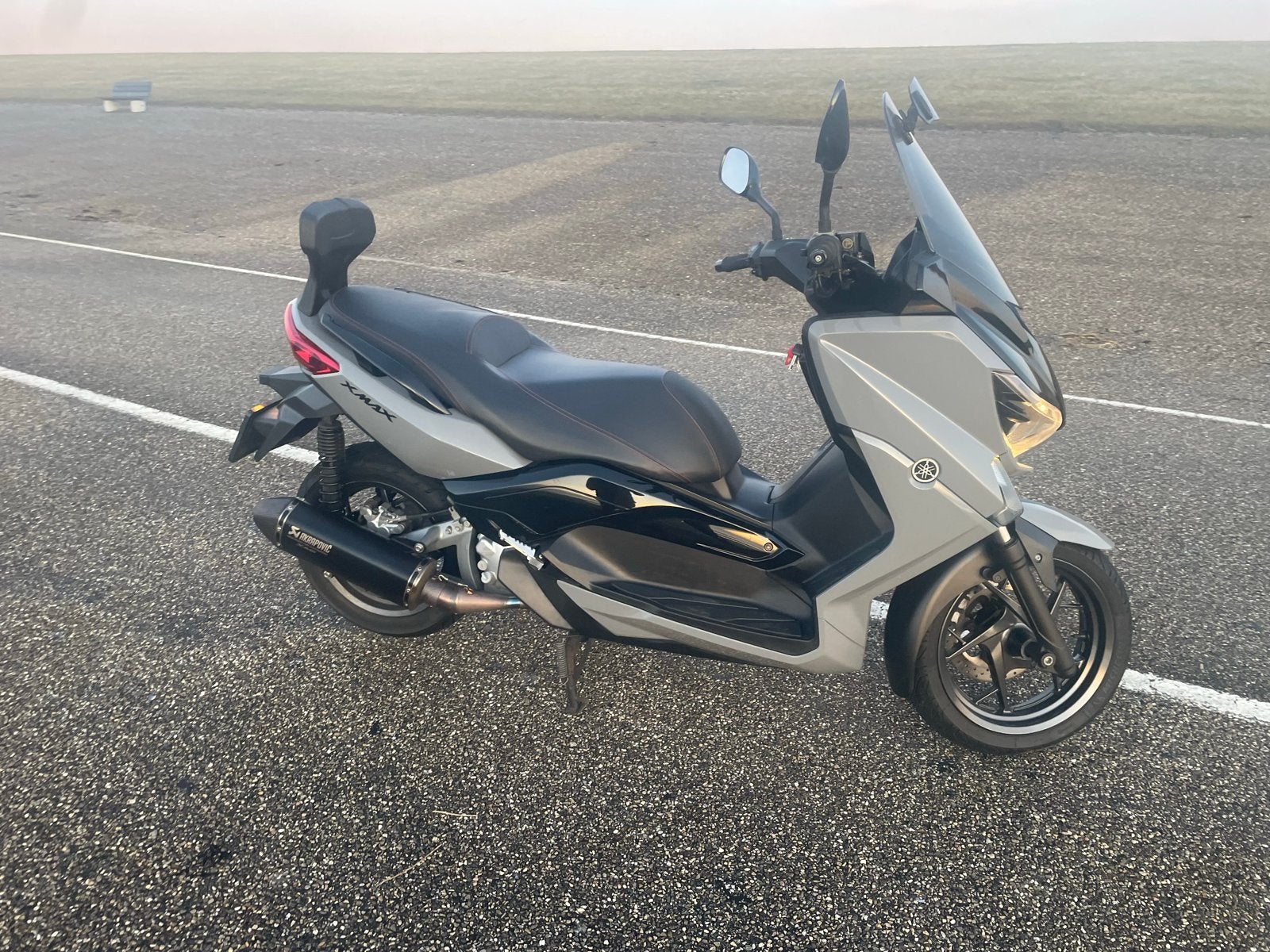 Yamaha XMAX 250