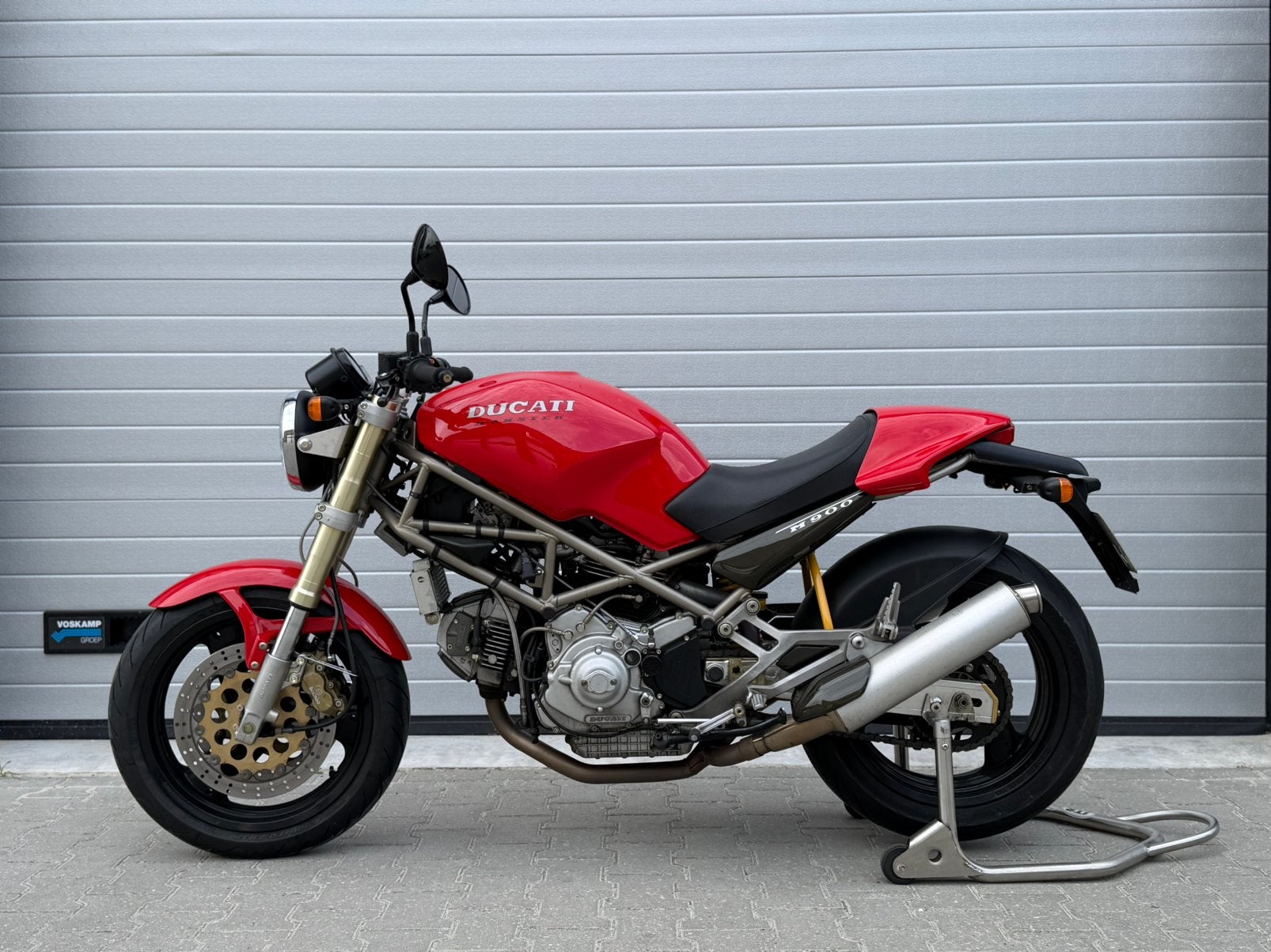 Ducati 900 Monster