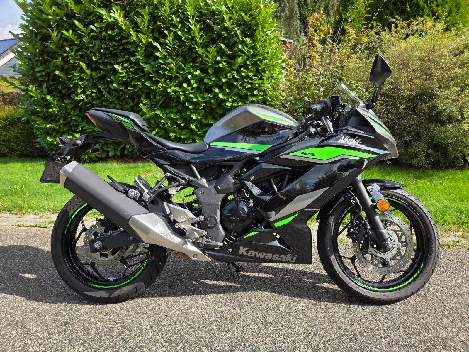 Kawasaki Ninja 125