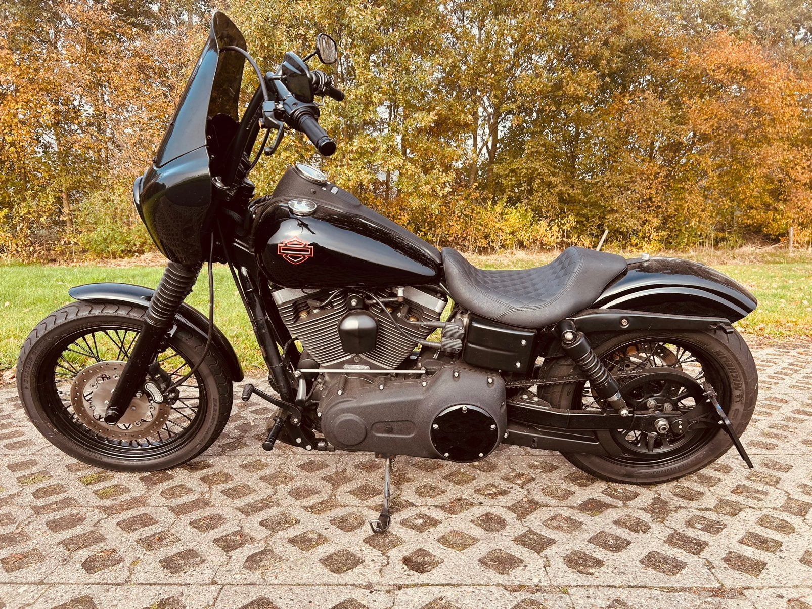 Harley-Davidson FXDBI Dyna Street Bob