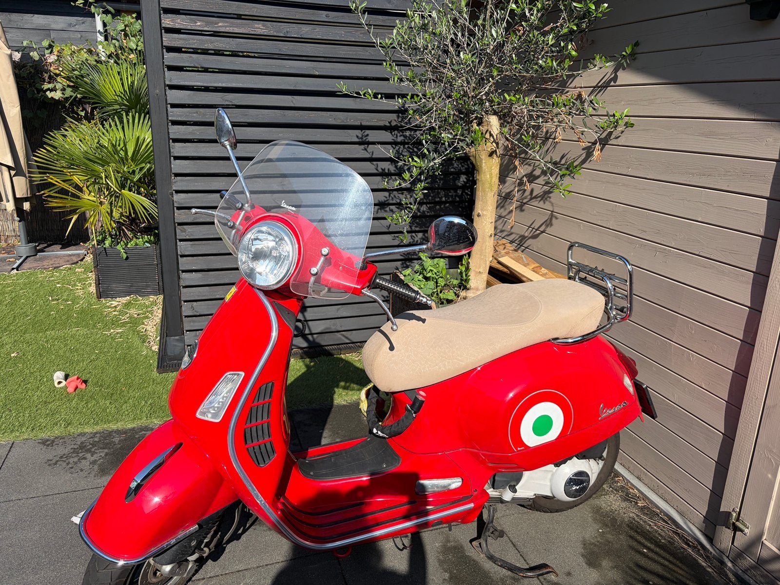 Vespa GTS 250