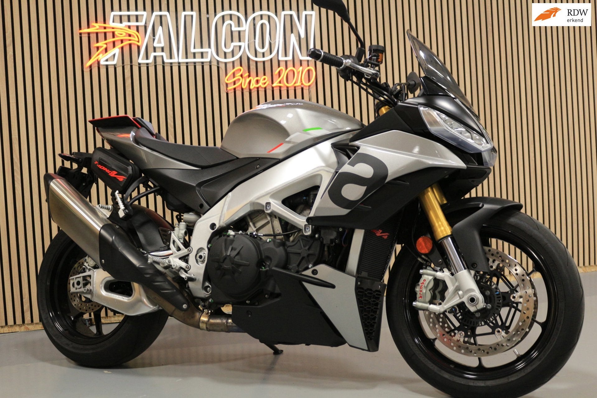 Aprilia Tuono V4 1100