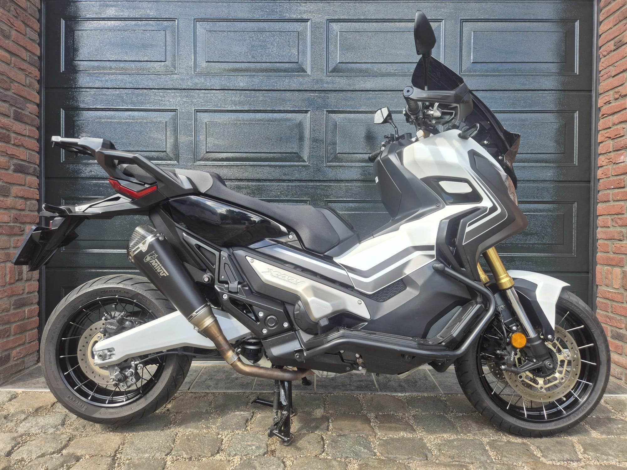 Honda X-ADV 750
