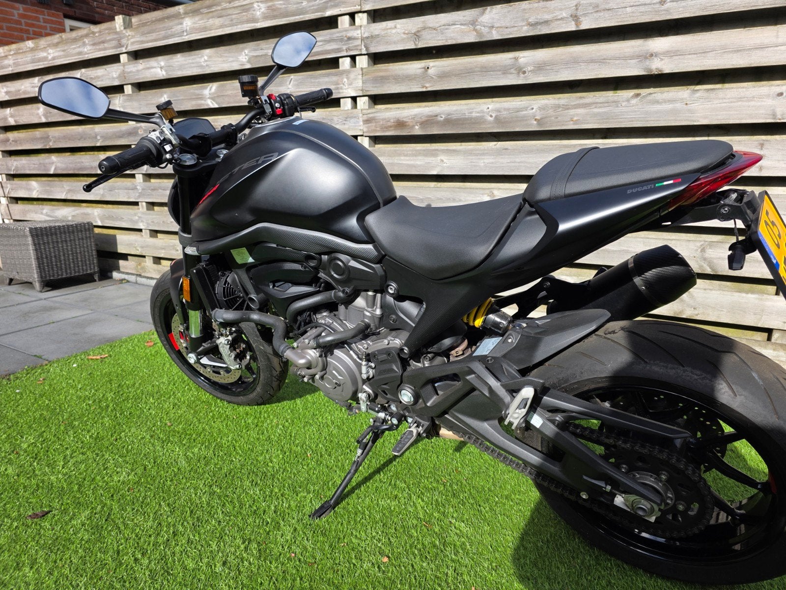 Ducati Monster 937