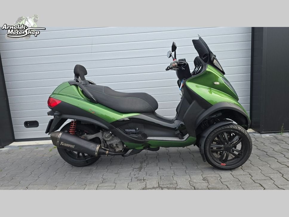 Piaggio MP3 125