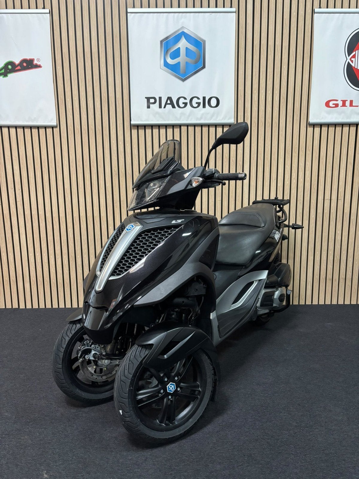Piaggio MP3 300 LT