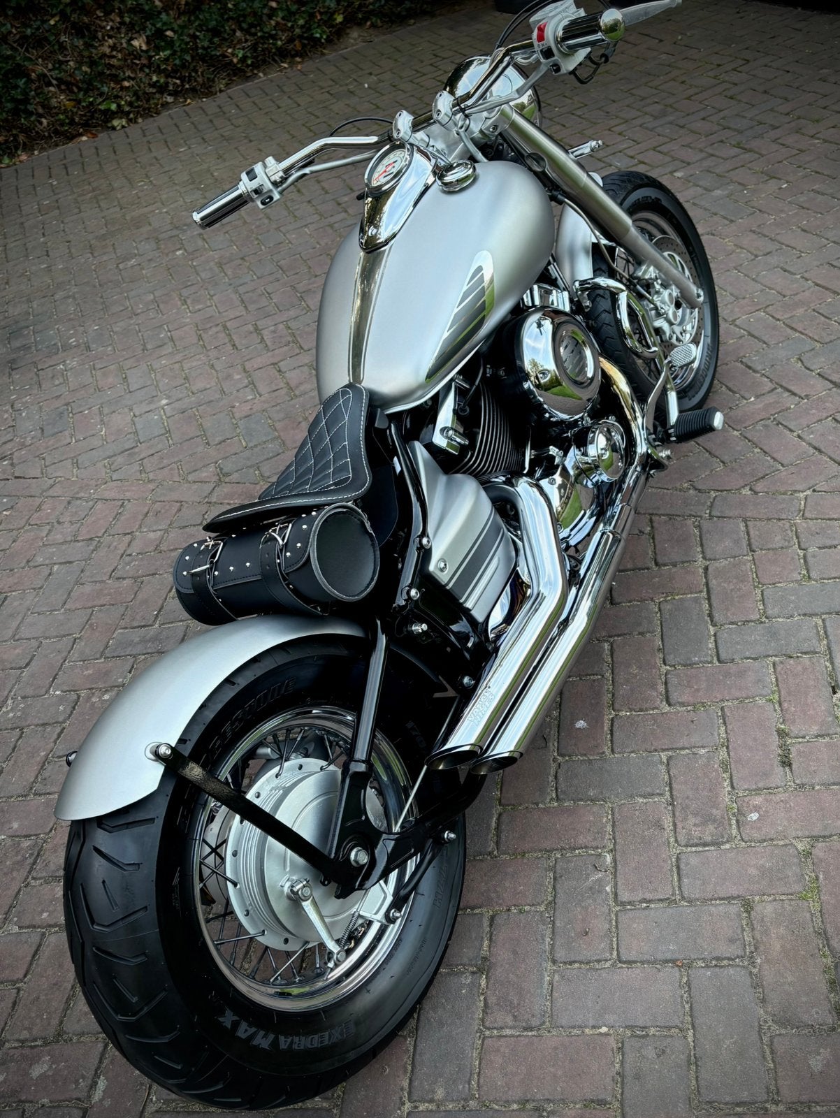 Yamaha XVS 650 Drag Star Bobber