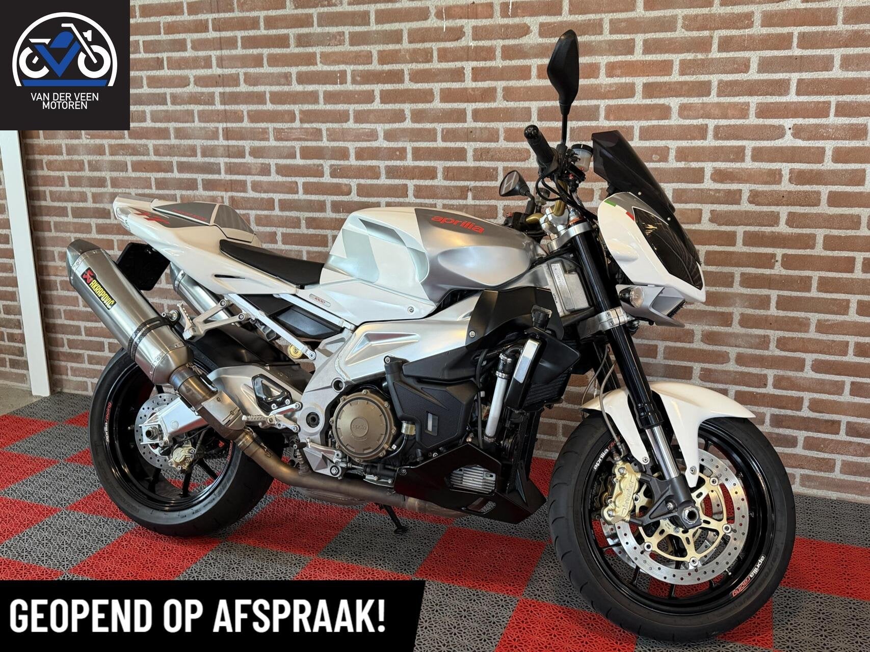 Aprilia Tuono 1000 R