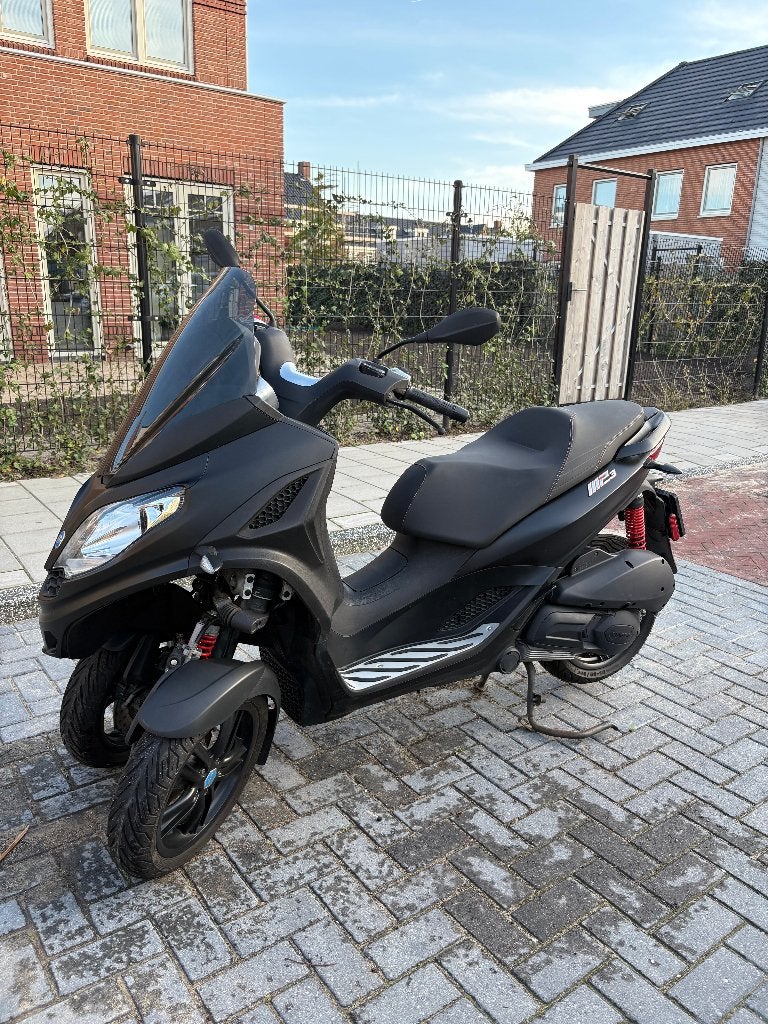 Piaggio MP3 300 HPE Sport