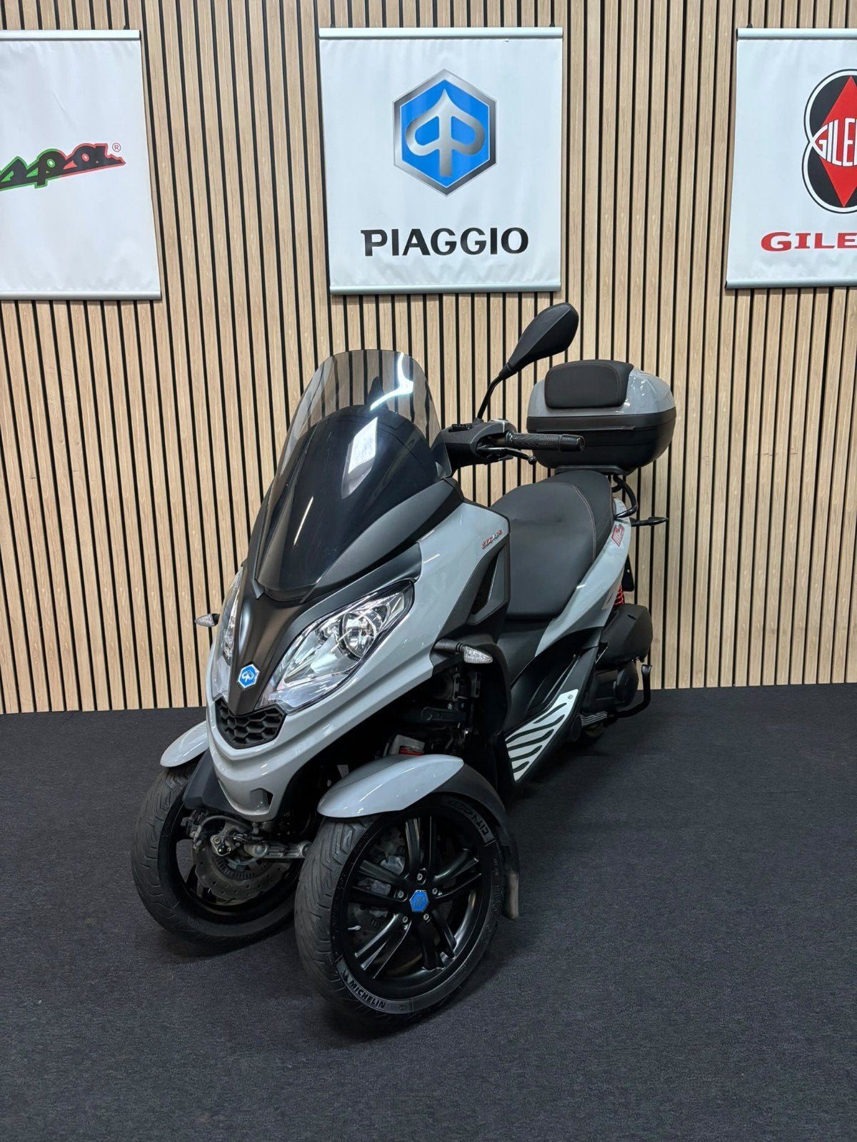 Piaggio MP3 300 HPE Sport