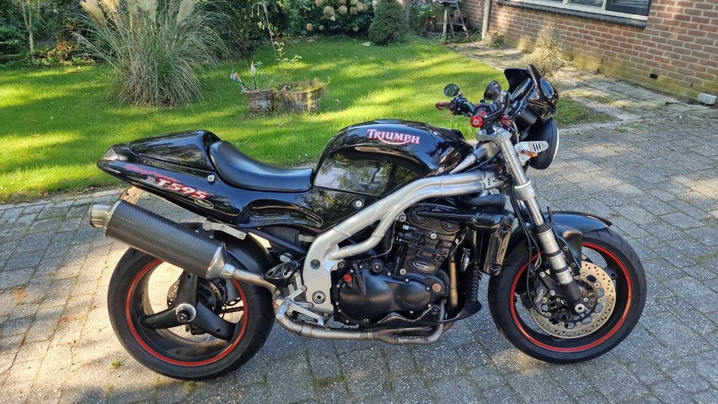 Triumph Daytona T595