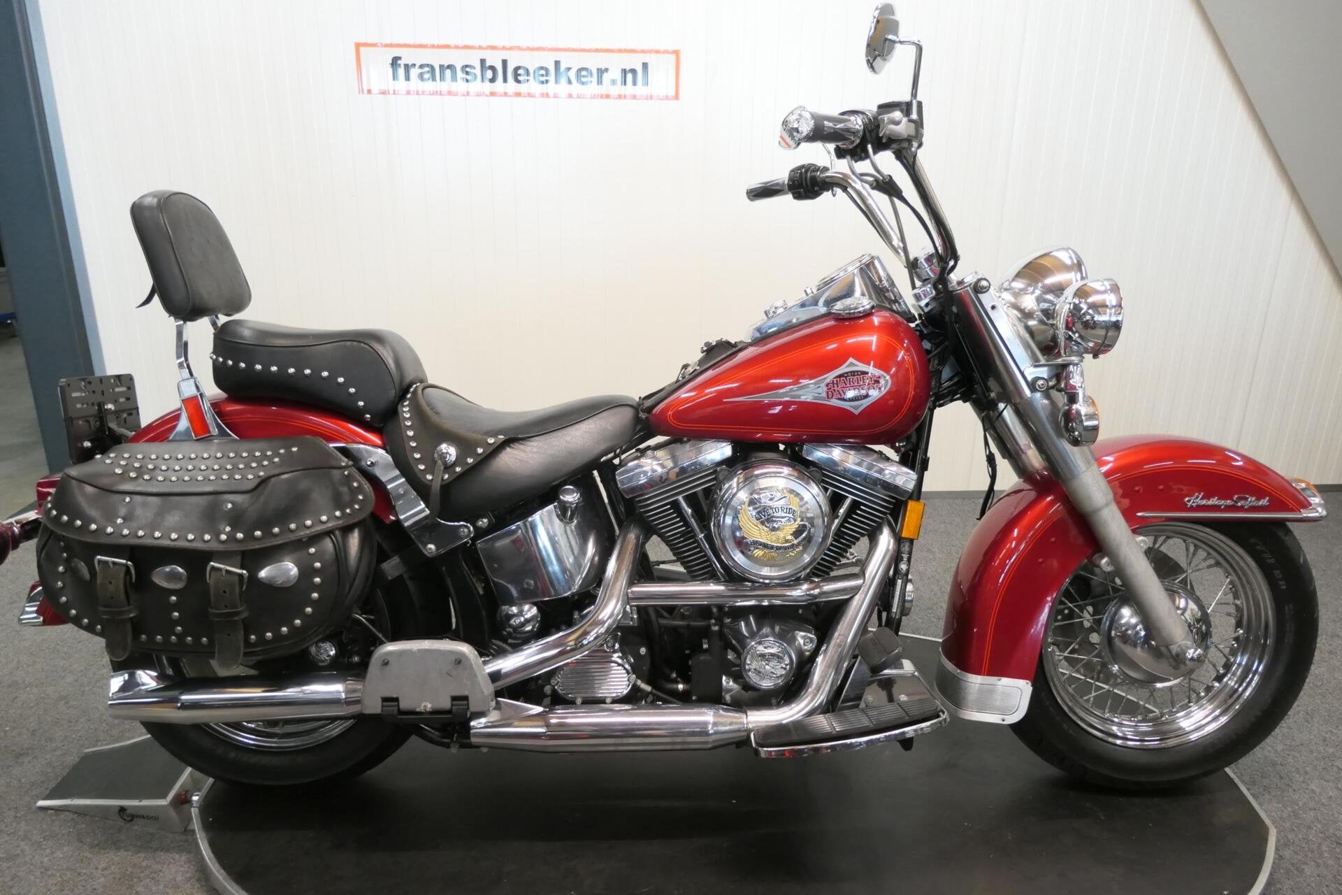 Harley-Davidson FLSTC Heritage Softail Classic