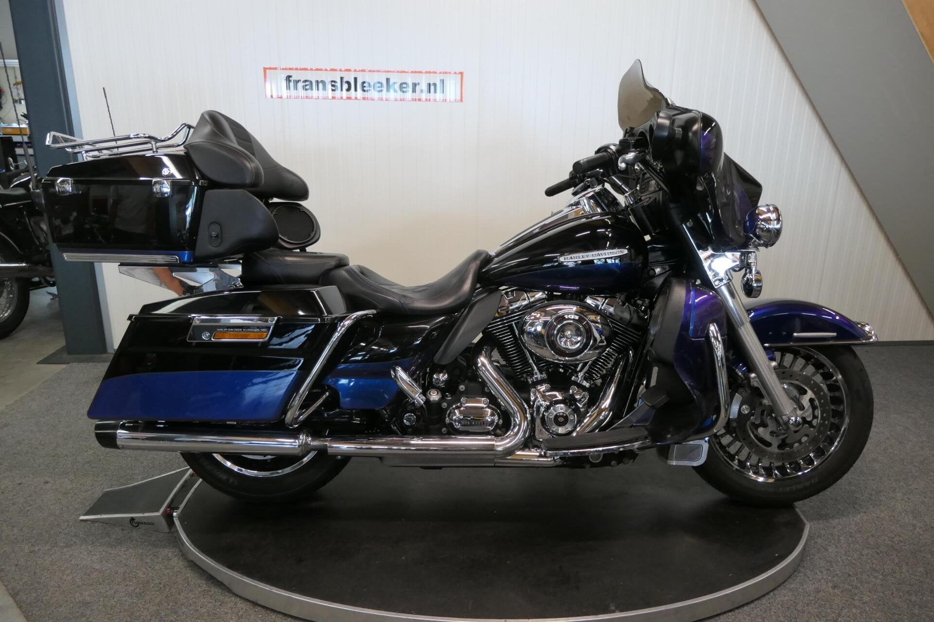 Harley-Davidson FLHTK Electra Glide Ultra Limited