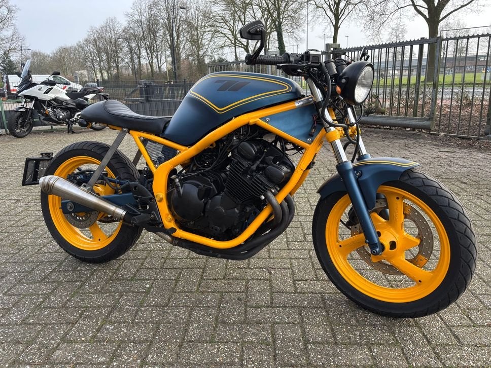 Yamaha XJ 600N