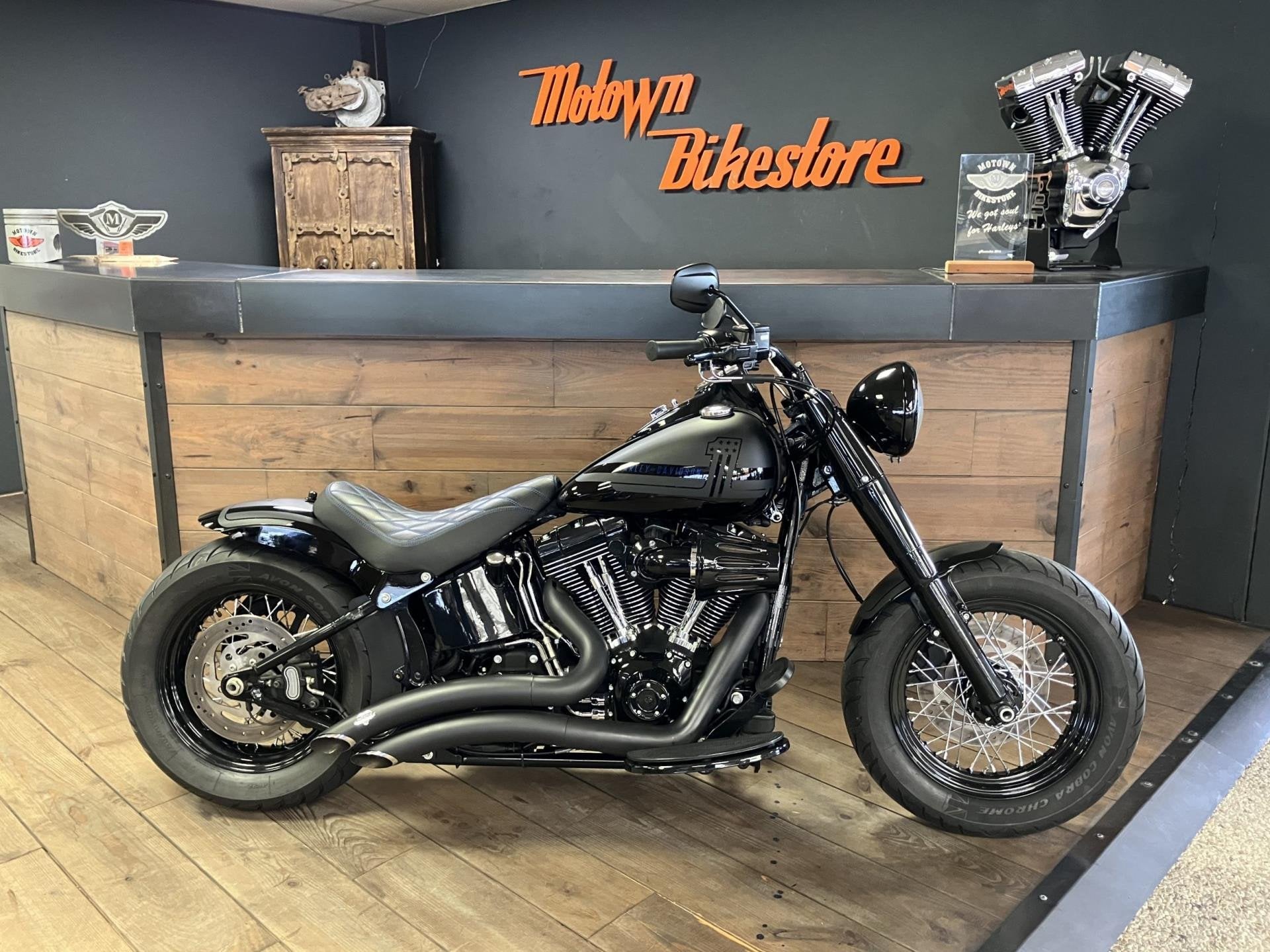Harley-Davidson FLS Softail Custom