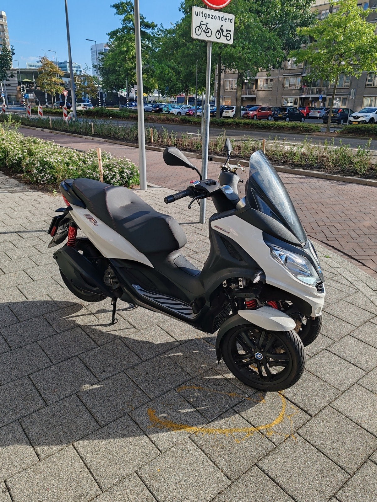 Piaggio MP3 300 HPE