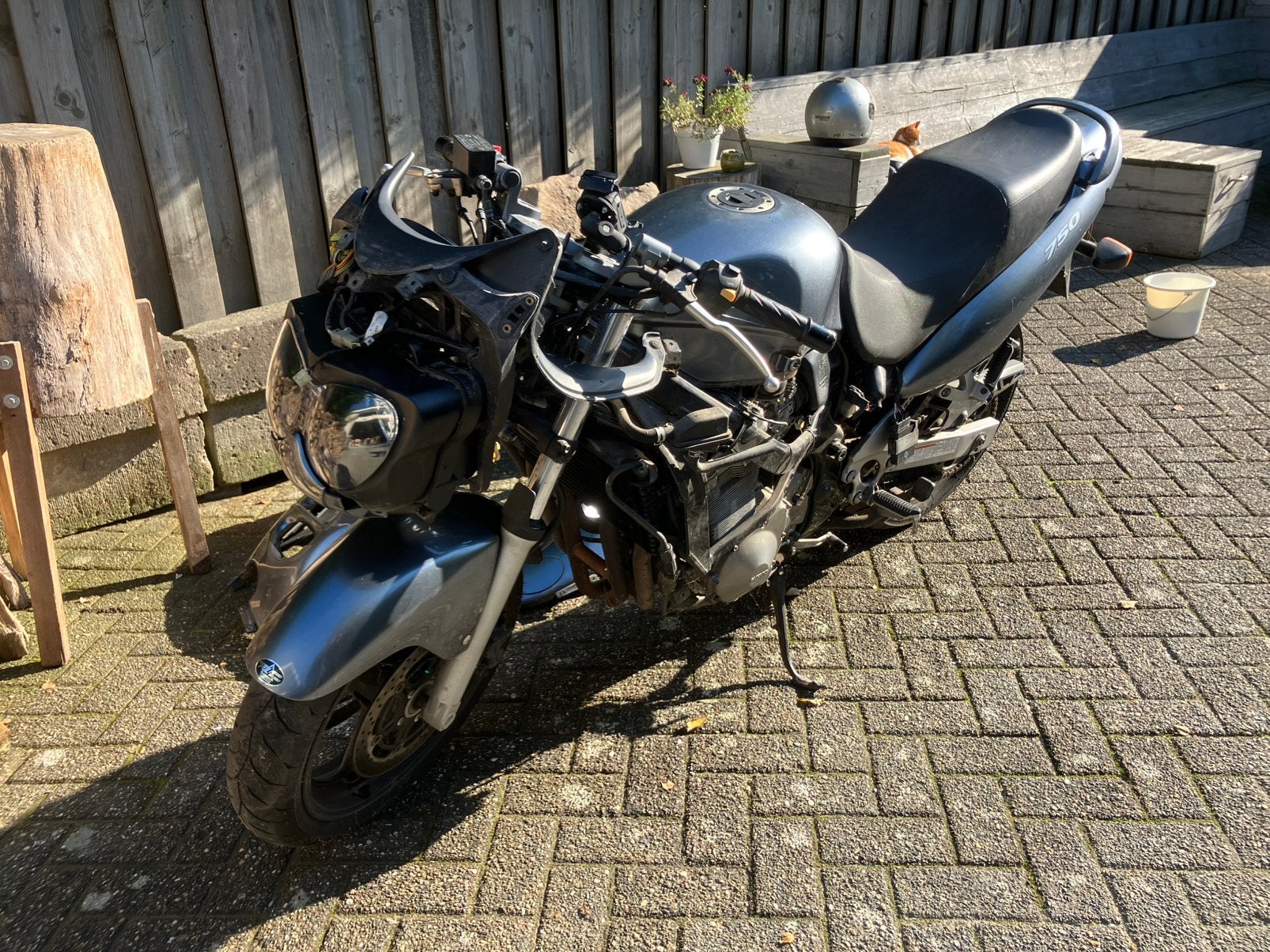 Suzuki GSX 750F