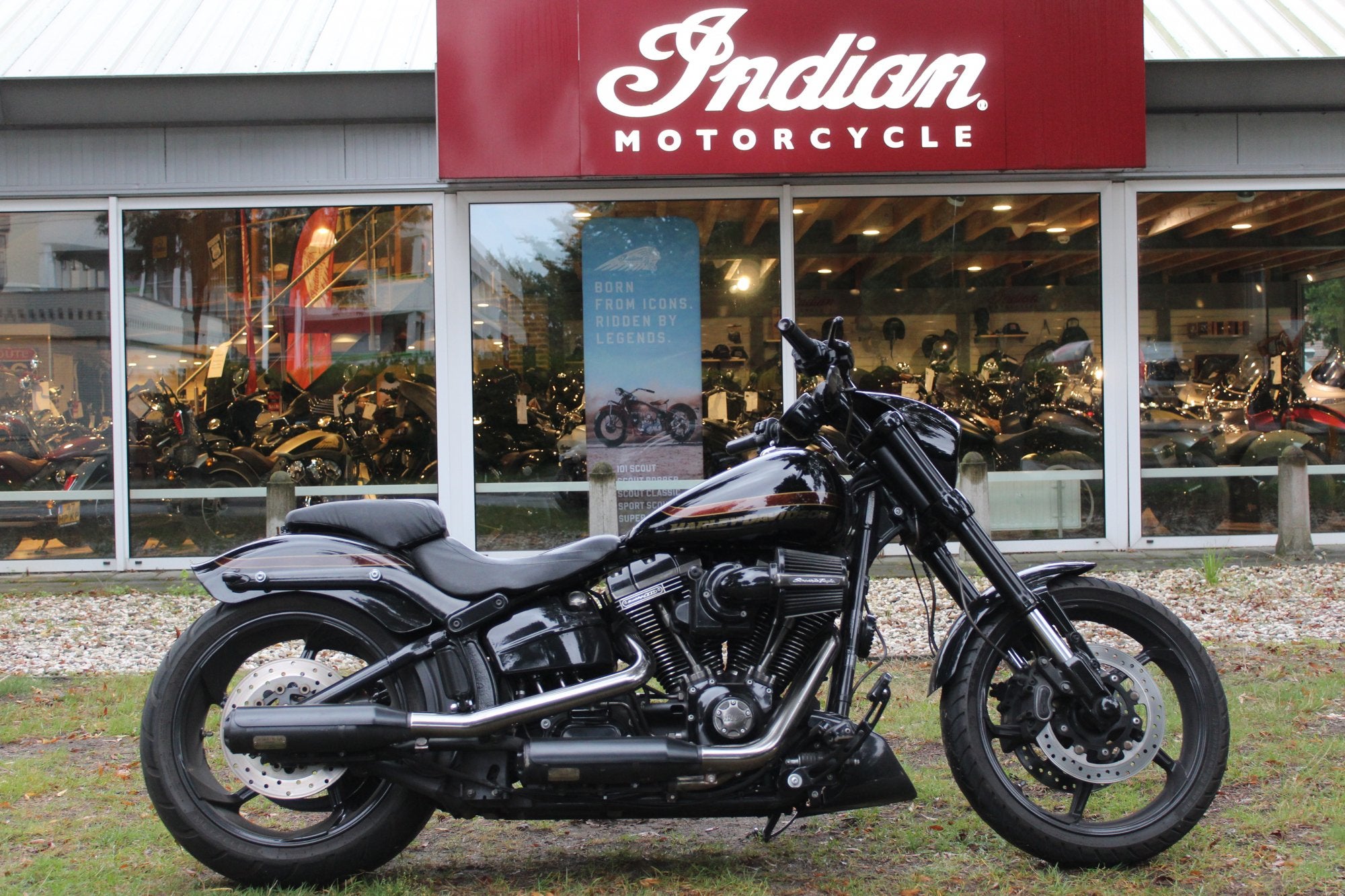Harley-Davidson FXSBSE CVO Pro Street Breakout