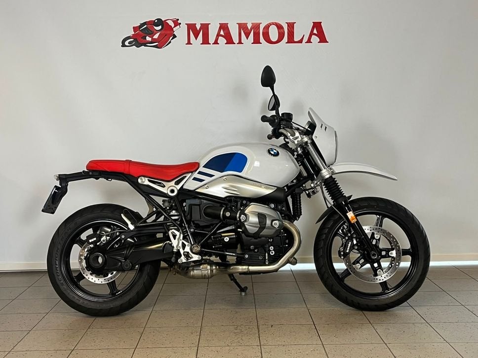 BMW R nineT