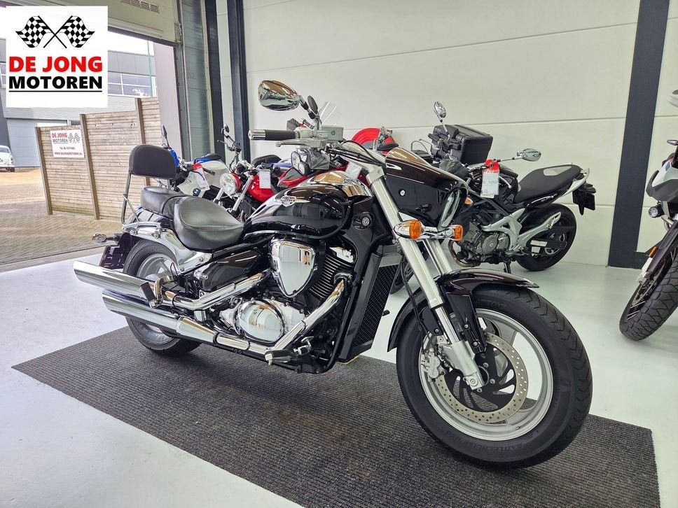 Suzuki Intruder M800