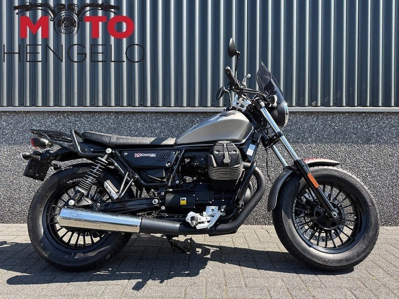 Moto Guzzi V9 Bobber