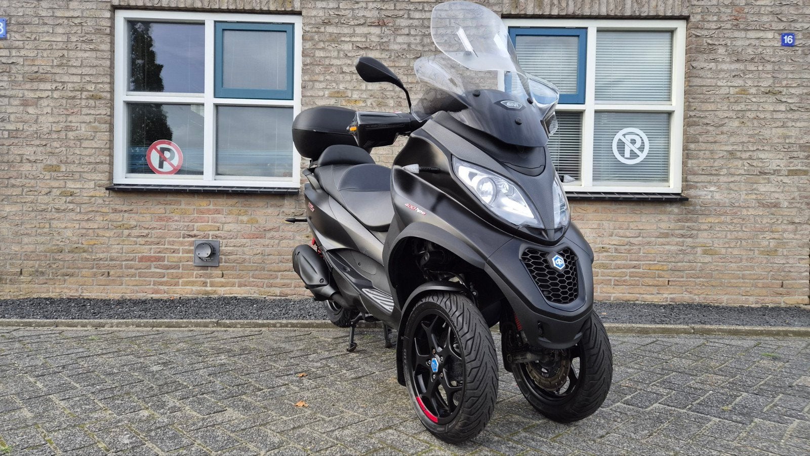 Piaggio MP3 400 HPE