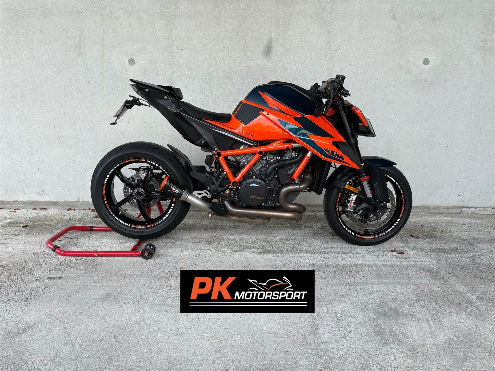 KTM 1290 Super Duke R
