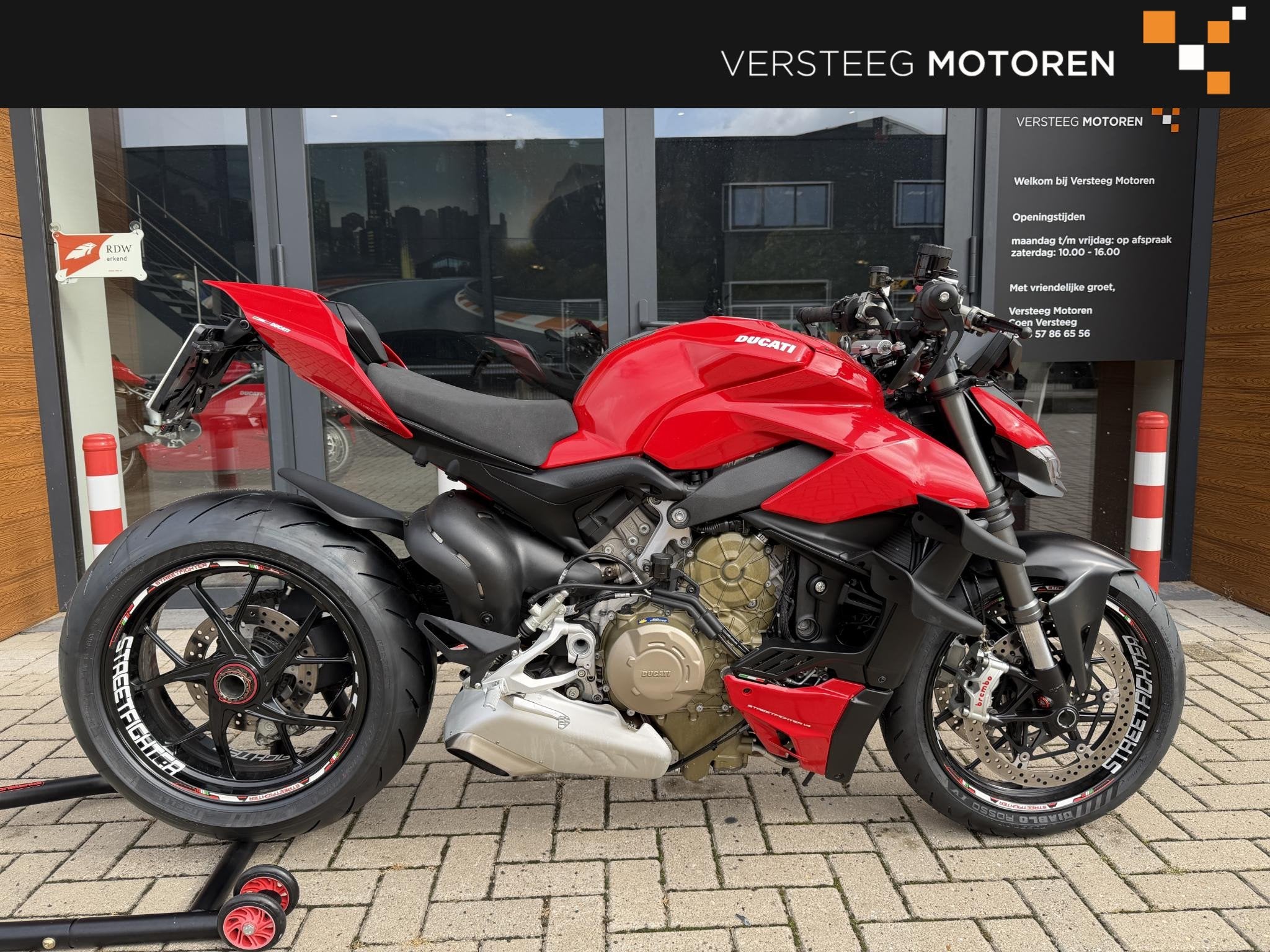 Ducati Streetfighter V4