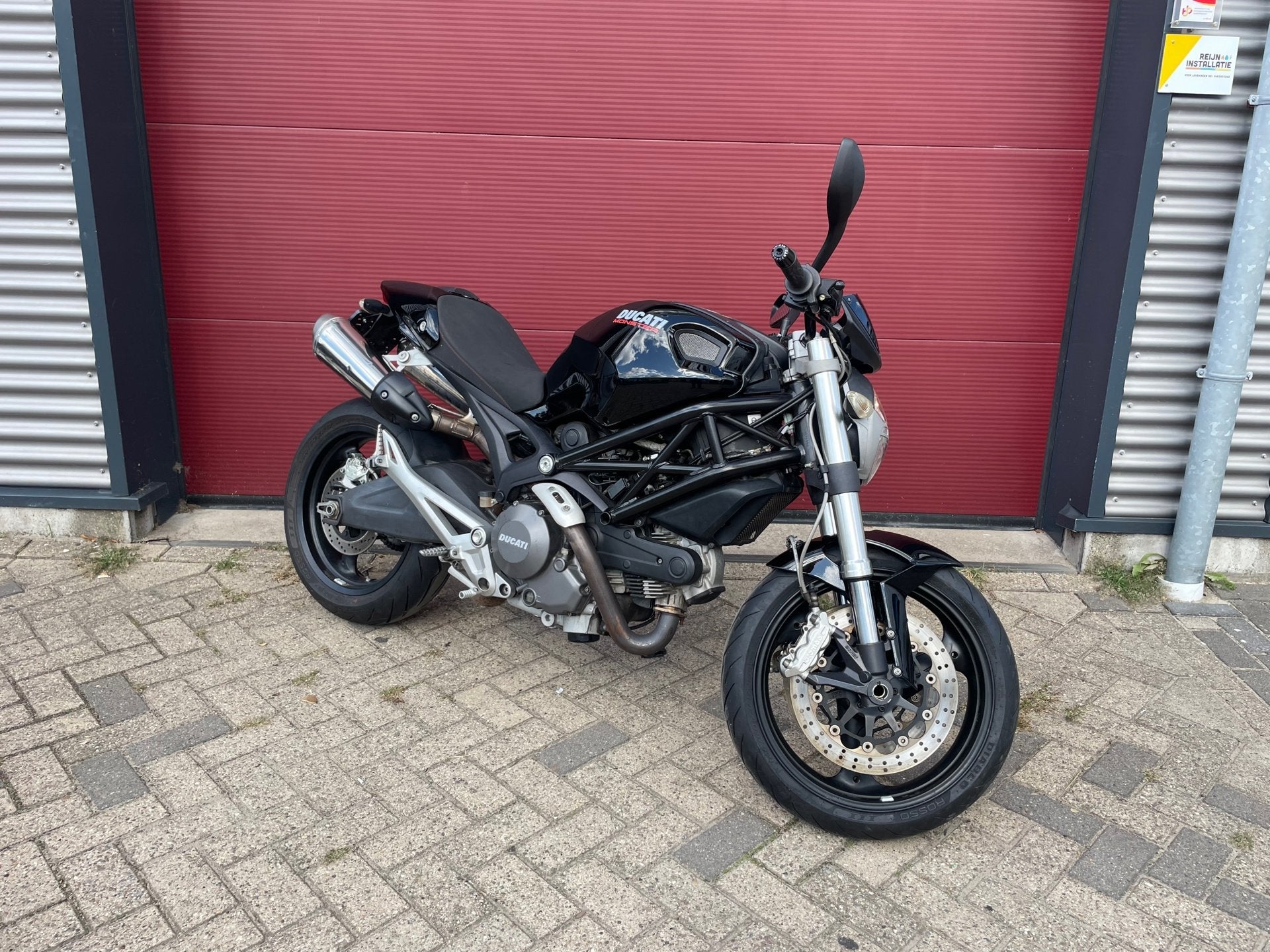 Ducati Monster +