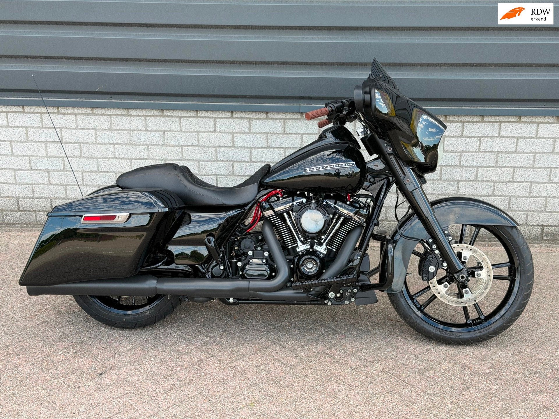 Harley-Davidson FLHX Street Glide
