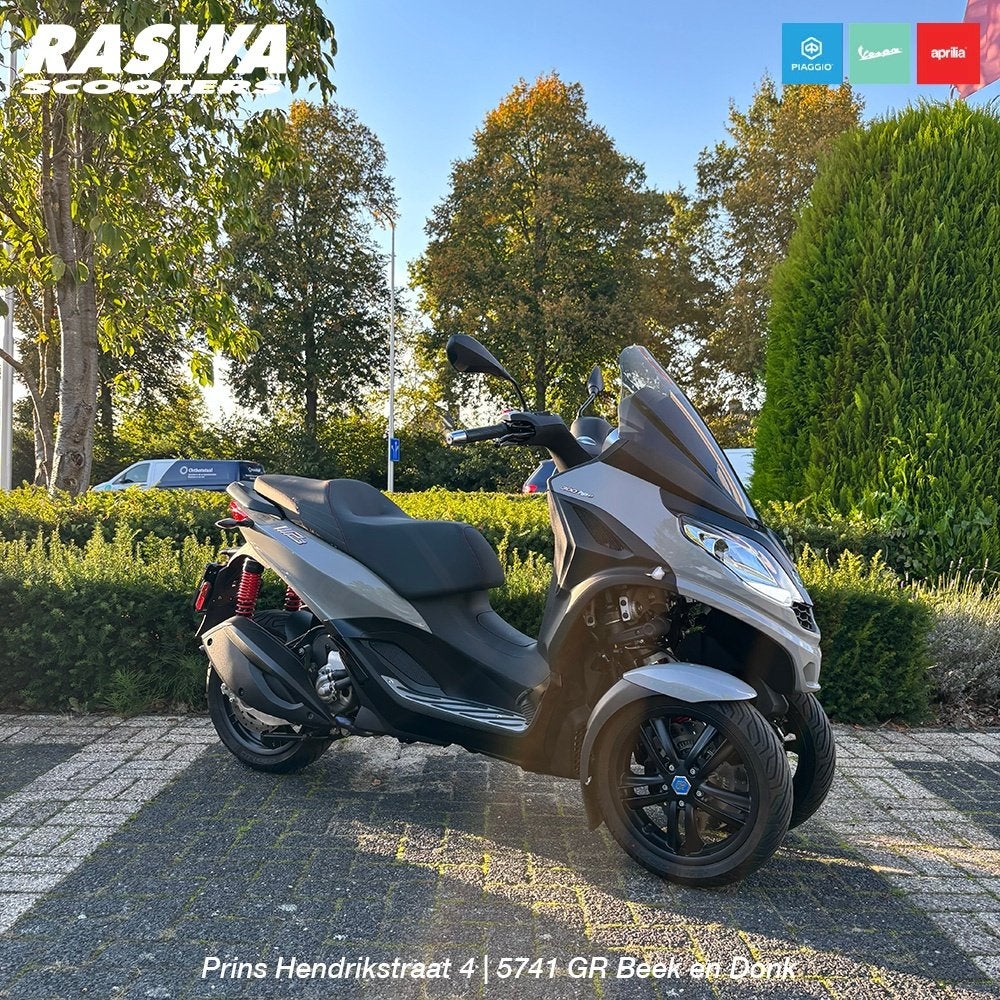 Piaggio MP3 300 HPE