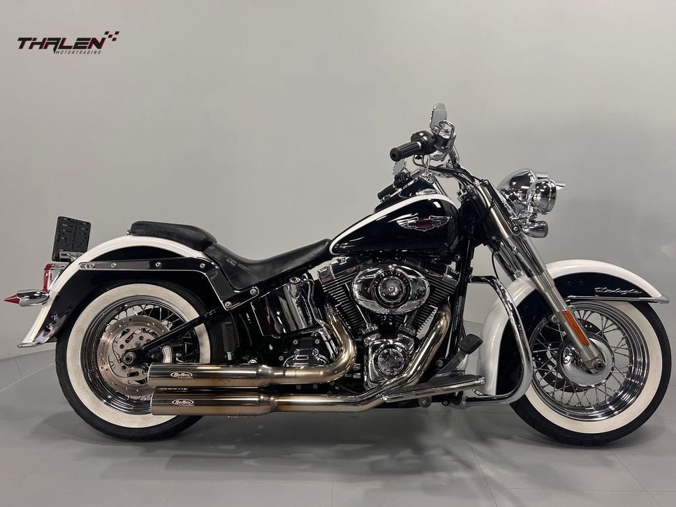 Harley-Davidson FLSTN Softail Deluxe