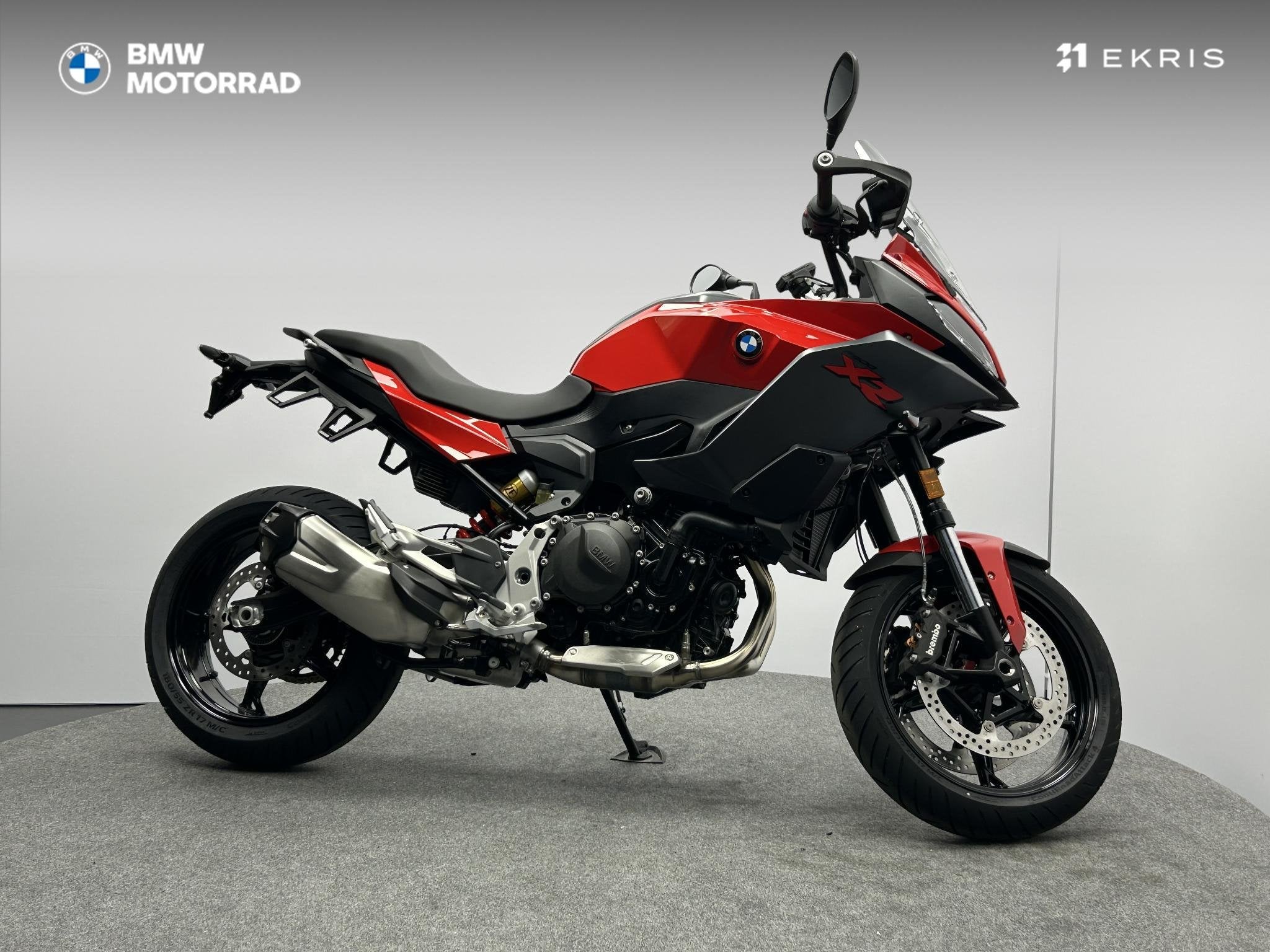 BMW F900 XR