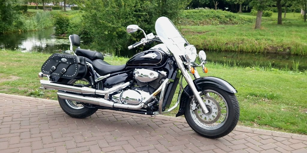Suzuki Intruder 800