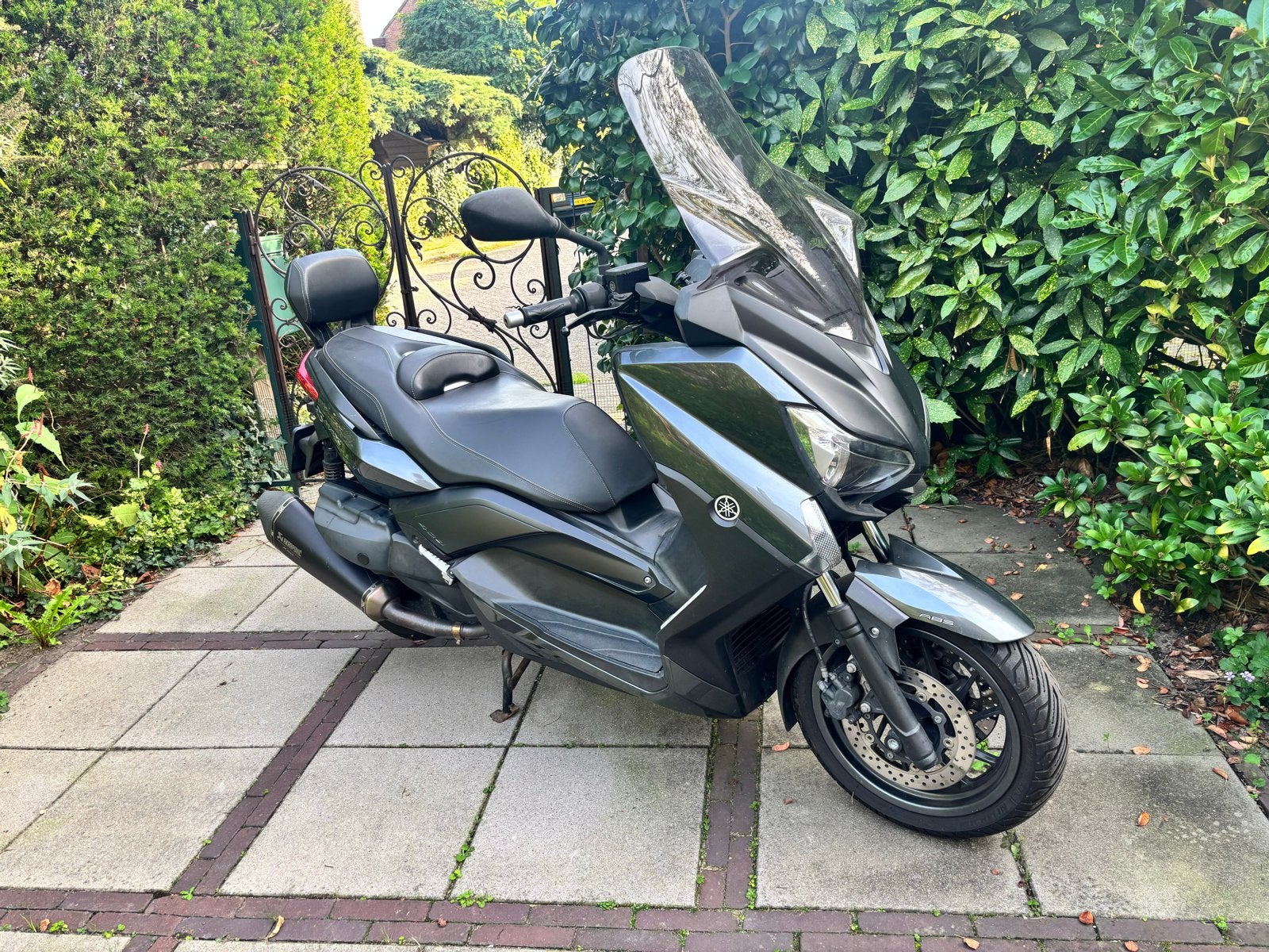 Yamaha XMAX 400